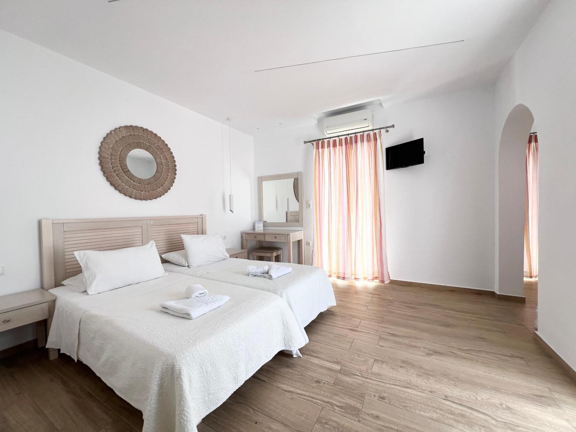 Cyclades Blue Aparthotel Ornos  Luaran gambar