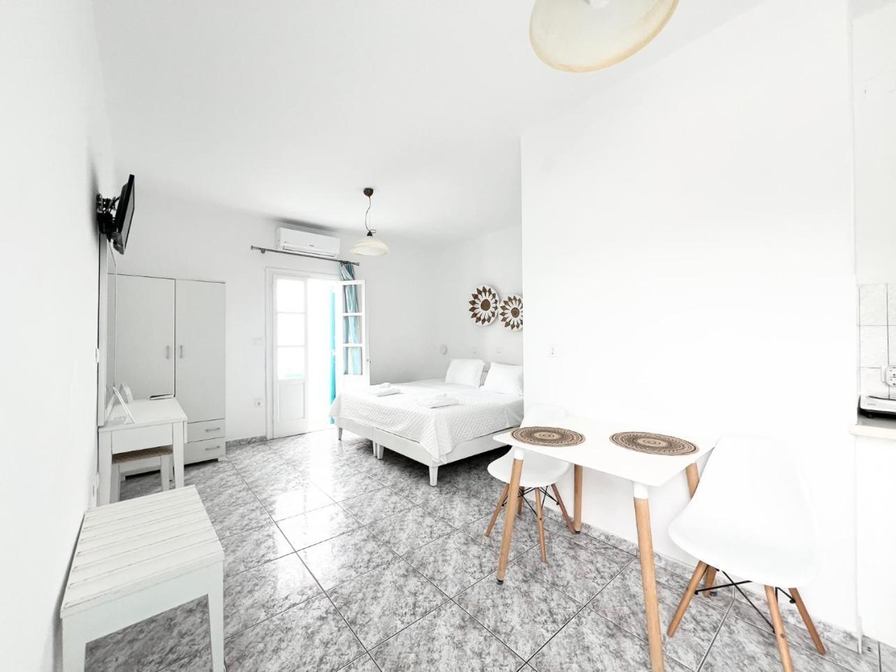 Cyclades Blue Aparthotel Ornos  Luaran gambar